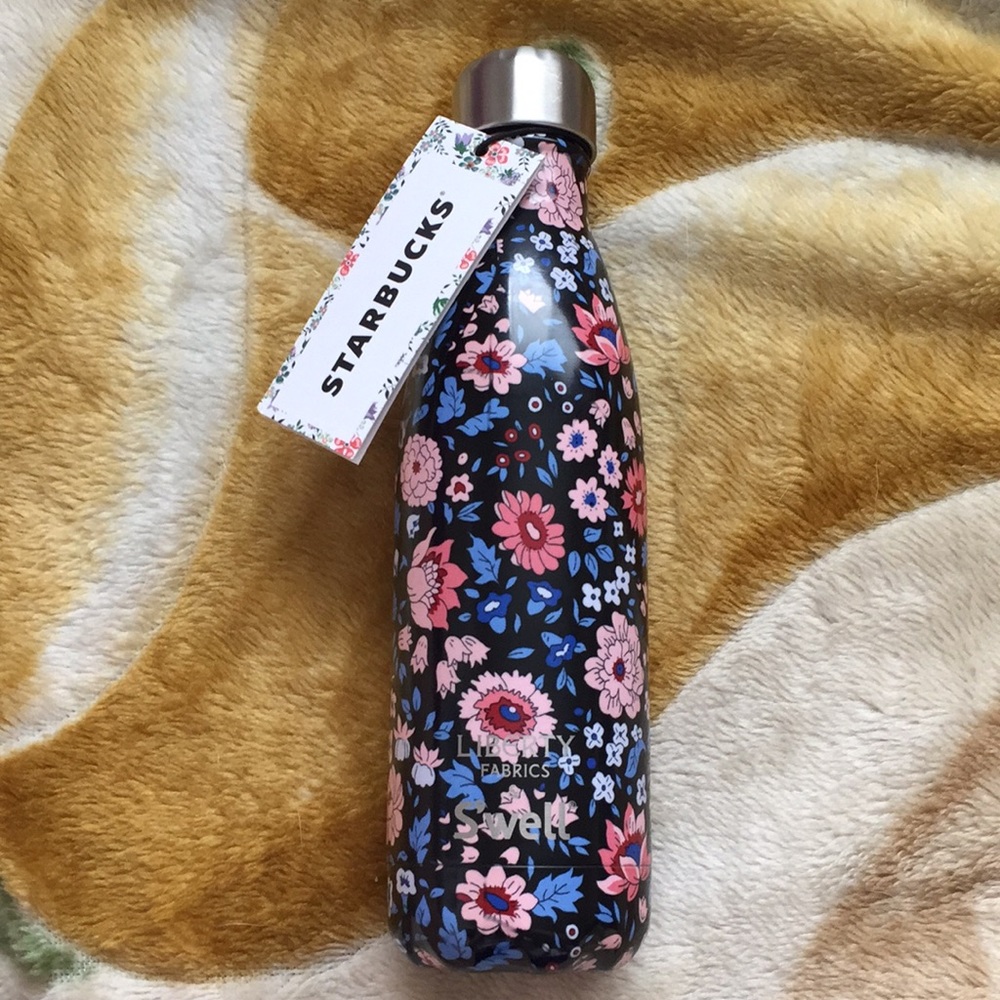*NWT* Starbucks Swell Bottle